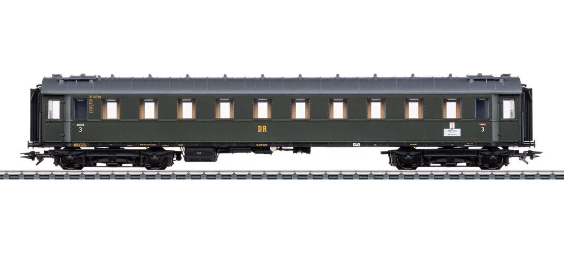 Schnellzugwagen zur Dampflok BR 19.0 Sachsenstolz